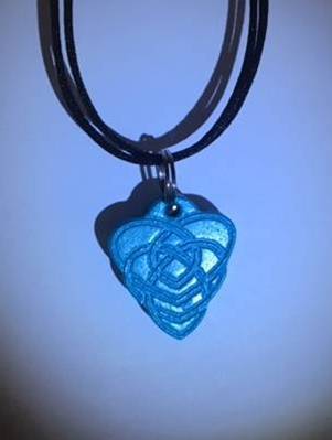 Celtic Mothers Knot Necklace - Symbolizing Eternal Motherly Love